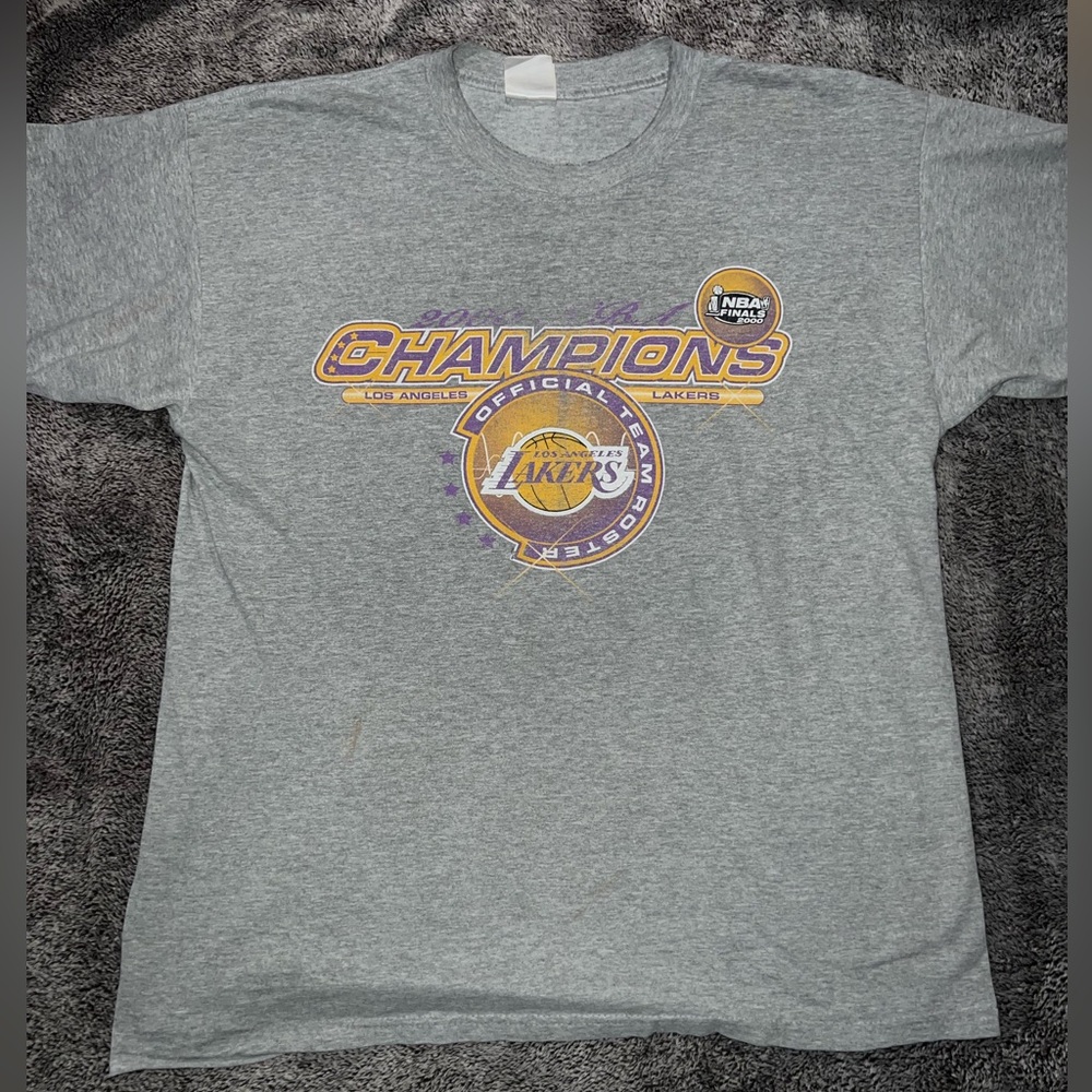 2000 LA Lakers NBA finals champion tee